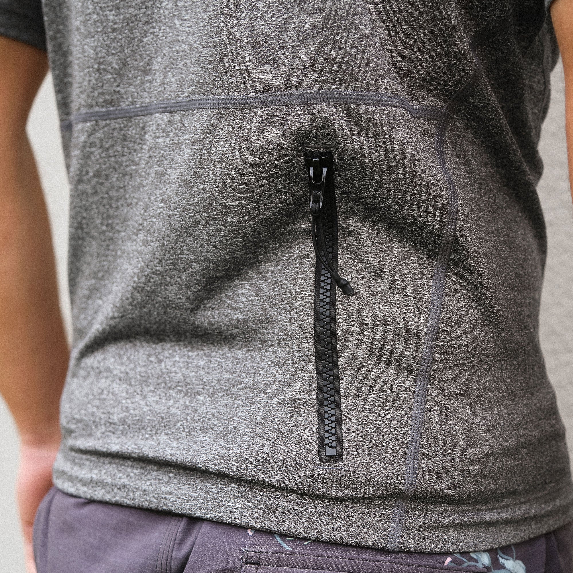 Essential Short Sleeve Rash Vest - Image 4