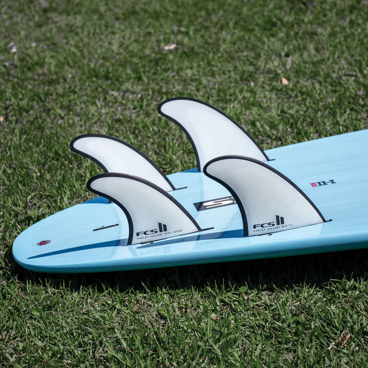 FCS II Harley Mid Tri-Quad Fin Set - Image 3