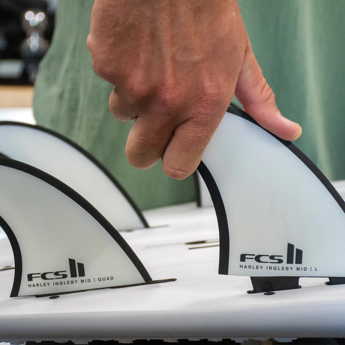 FCS II Harley Mid Tri-Quad Fin Set - Image 5