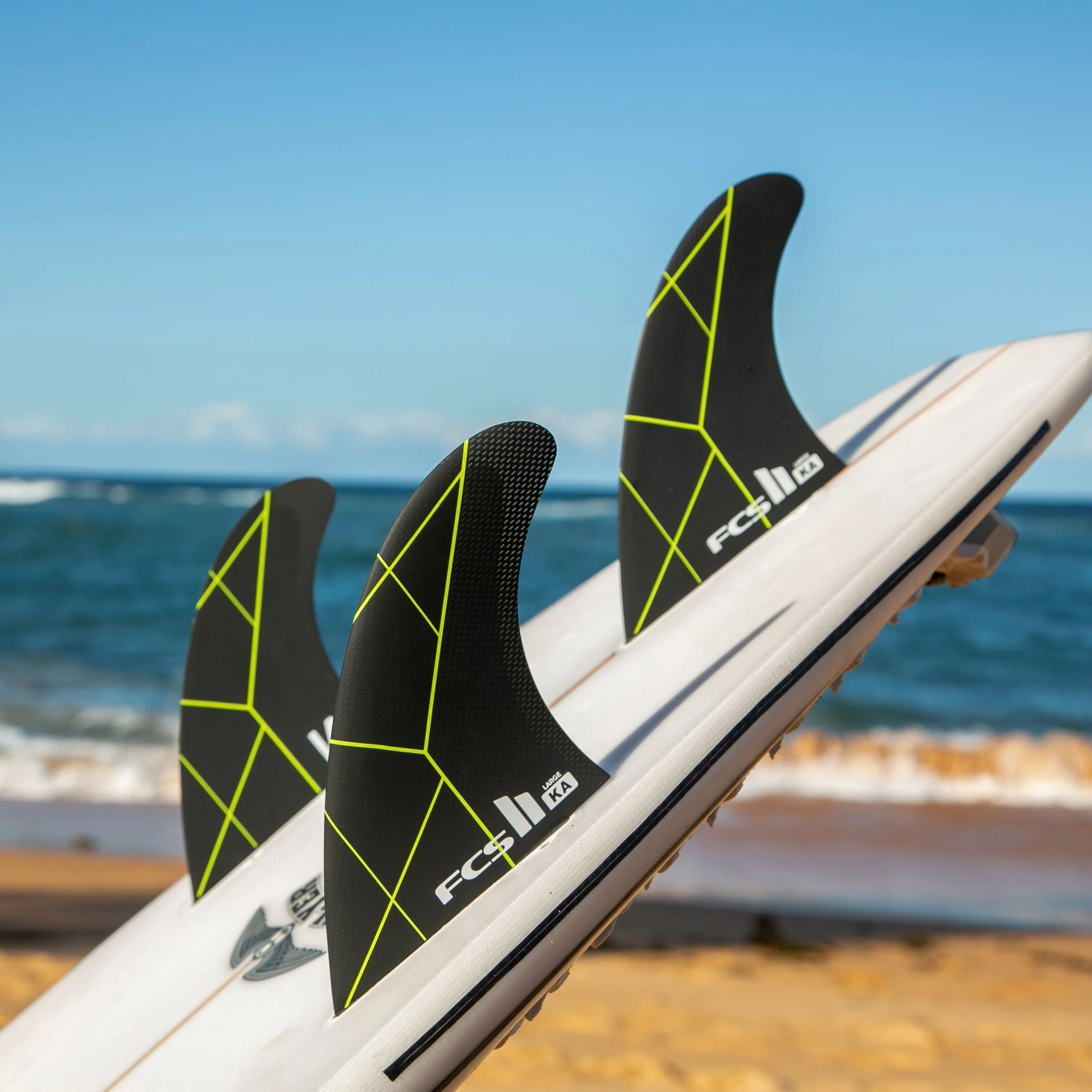 FCS II Kolohe Andino Tri Fins - Image 7